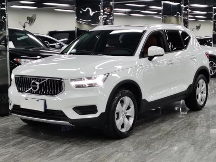 沃尔沃XC40 2021款 T4 四驱智远运动版