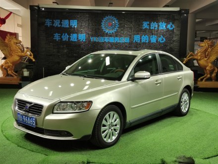 沃尔沃S40 2009款 2.0L 自动智尚版