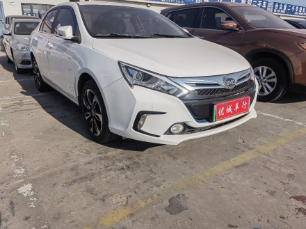 秦新能源 2015款 1.5T 双冠旗舰版