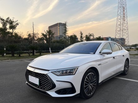 汉 2022款 DM-i 121KM 尊享型