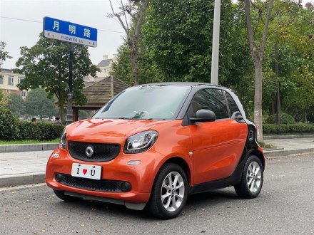 smart fortwo 2015款 1.0L 52千瓦硬顶灵动版