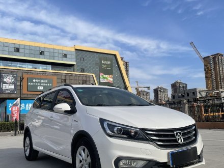 宝骏310W 2017款 1.5L 手动时尚型 国V