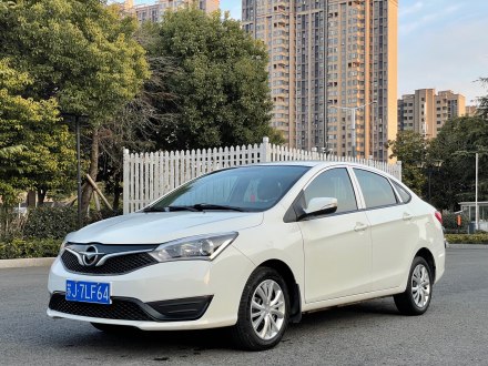 海马M3 2016款 1.5L 手动时尚型