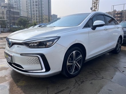 北京EU5 2018款 R500 智风版
