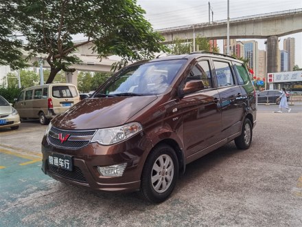 五菱宏光 2015款 1.5L S 基本型国V