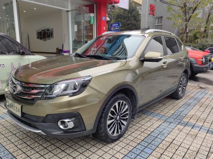 传祺GS5 Super 2015款 2.0L 自动两驱豪华导航版