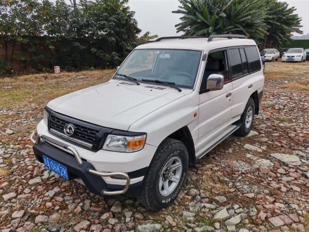 猎豹Q6 2015款 2.4L 手动四驱卓越型