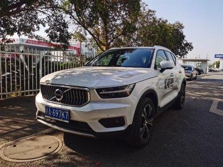 沃尔沃XC40 2021款 T4 四驱智远豪华版