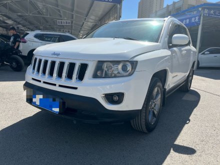 指南者进口 2014款 改款 2.4L 四驱舒适版