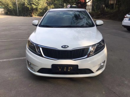 起亚K2 2012款 三厢 1.4L MT GLS纪念版