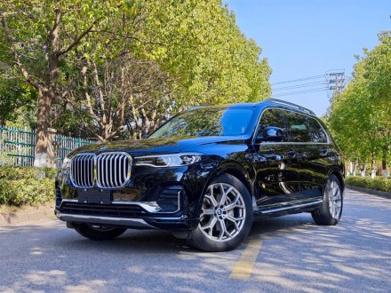宝马X7 2022款 xDrive40i 领先型豪华套装