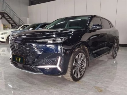 长安UNI-K 2021款 2.0T 全轮驱动尊贵型