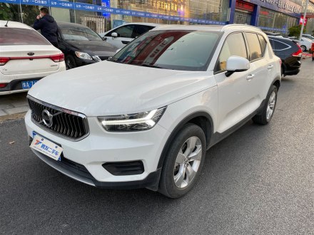 沃尔沃XC40 2020款 T3 智行时尚版