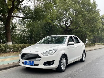 福睿斯 2015款 1.5L 自动舒适型