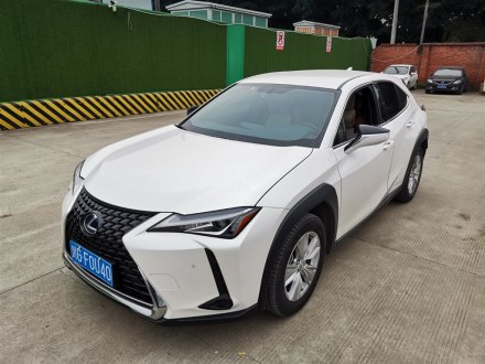 雷克萨斯UX 2020款 200 F SPORT版