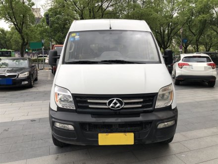 上汽大通MAXUS V80 2017款 2.5T 5挡手动商旅国IV短轴中顶11-12座