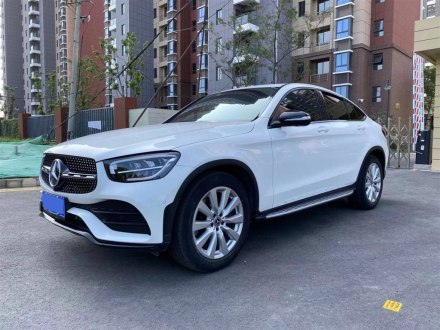 奔驰GLC轿跑 2020款 GLC 260 4MATIC 轿跑SUV