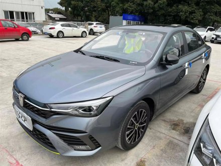 荣威i5 2021款 1.5L CVT铂金版