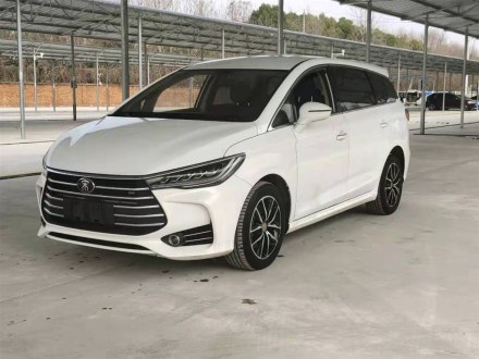 宋MAX 2017款 1.5T 自动智联精英型 7座