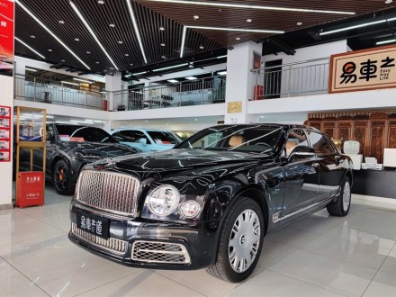 慕尚 2017款 6.8T 长轴距版