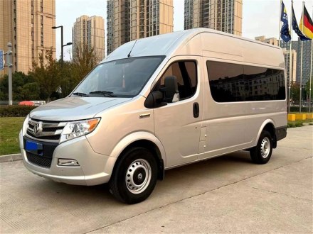 御风 2020款 2.5T V9物流车长轴中顶6-9座国V ZD25