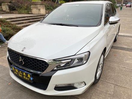 DS 5LS 2015款 1.6T 风尚版THP160