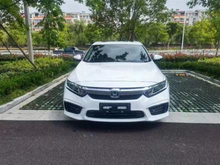 英仕派 2019款 260TURBO 精致版 国V