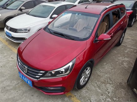 宝骏310W 2017款 1.5L 手动时尚型 国V