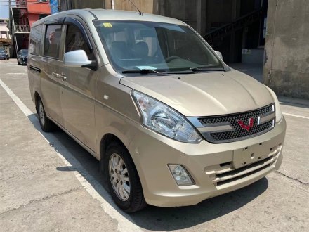 五菱荣光V 2016款 1.5L标准型