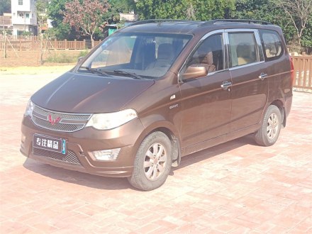 五菱宏光 2014款 1.5L 基本型