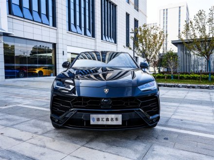 Urus 2018款 4.0T V8