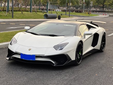 Aventador 2013款 LP 700-4 Roadster