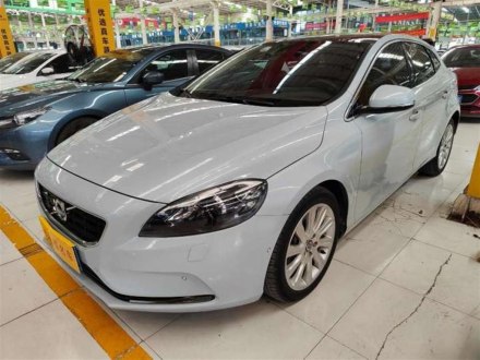 沃尔沃V40 2014款 2.0T 智雅版