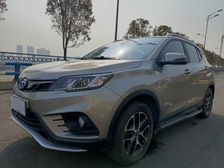 东南DX3 2016款 1.5L 手动尊贵型