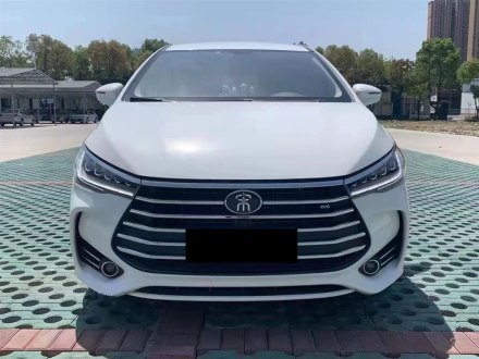 宋MAX 2018款 1.5T 自动智联豪华型 6座