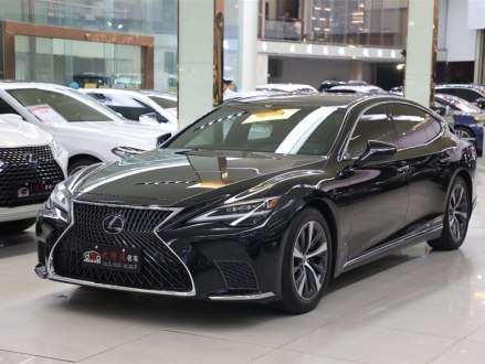 雷克萨斯LS 2021款 500h 臻越版