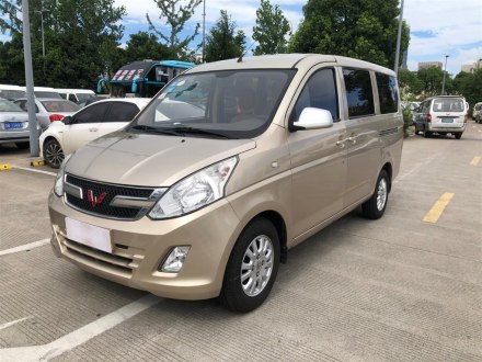 五菱荣光V 2016款 1.5L标准型