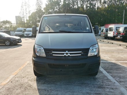 上汽大通MAXUS V80 2012款 2.5T 低顶超值物流版A