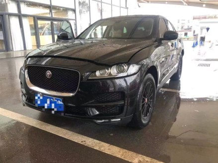 捷豹F-PACE 2016款 2.0T 两驱都市尊享版