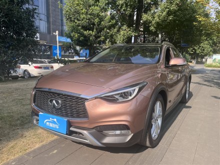 英菲尼迪QX30 2017款 1.6T 两驱运动版