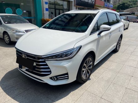 宋MAX 2019款 1.5T 自动智联睿逸天窗型 7座 国VI