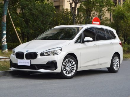 宝马2系多功能旅行车 2019款 220i 领先型