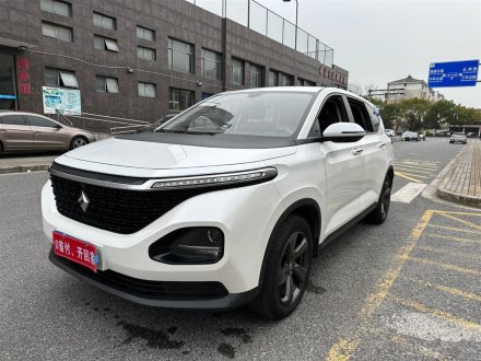 宝骏RM-5 2019款 1.5T 手动24小时在线精英型 6座