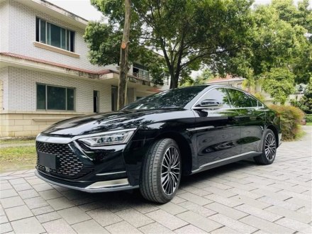 汉 2020款 DM 四驱性能版豪华型