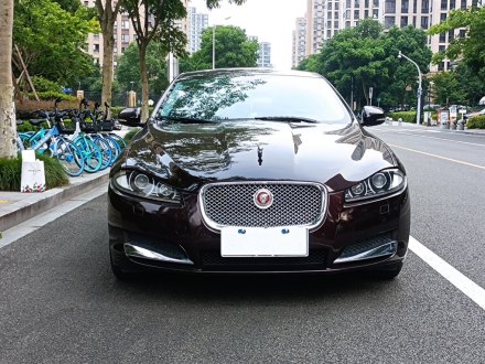 捷豹XF 2015款 XF 2.0T 风华版