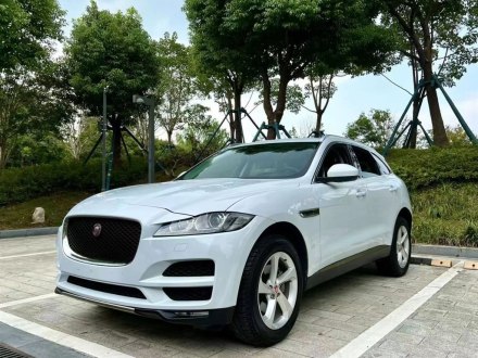 捷豹F-PACE 2016款 2.0T 两驱都市尊享版