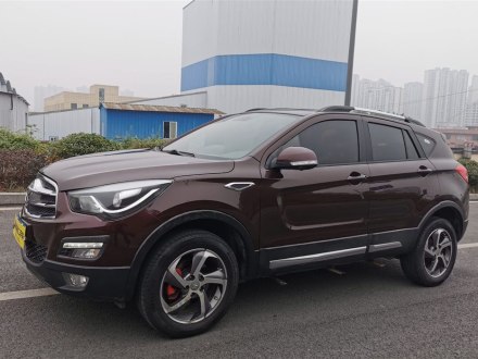 海马S5 2015款 1.5T 手动智能豪华型运动版