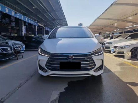 宋MAX 2017款 1.5T 自动智联豪华型 7座