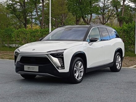 蔚来ES8 2020款 415KM 七座版