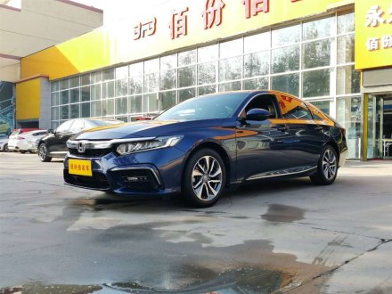 英仕派 2019款 260TURBO 精致版 国VI